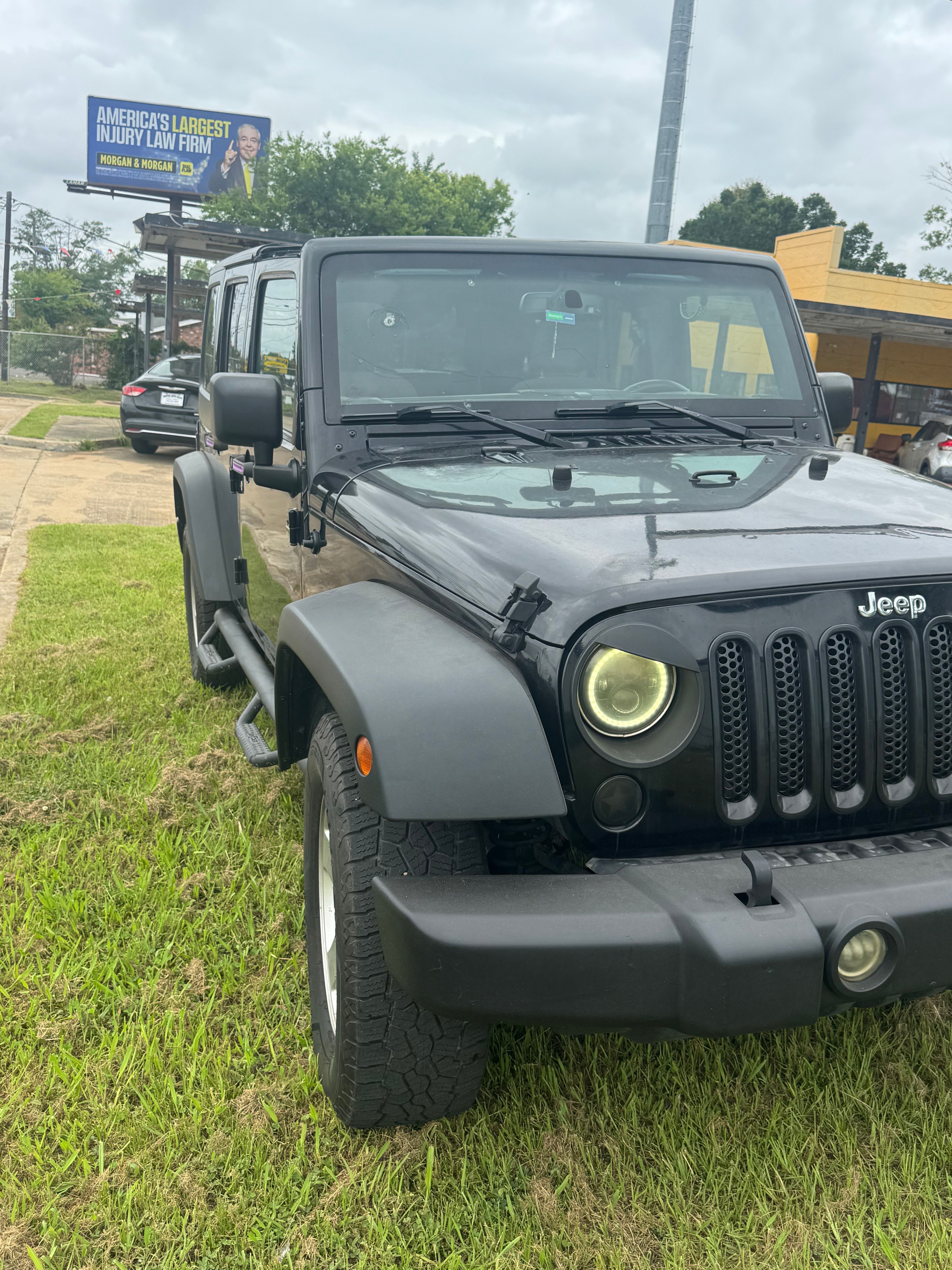 Used 2015 Jeep Wrangler Unlimited Sport w/ Quick Order Package 24S AWD/4WD image 2