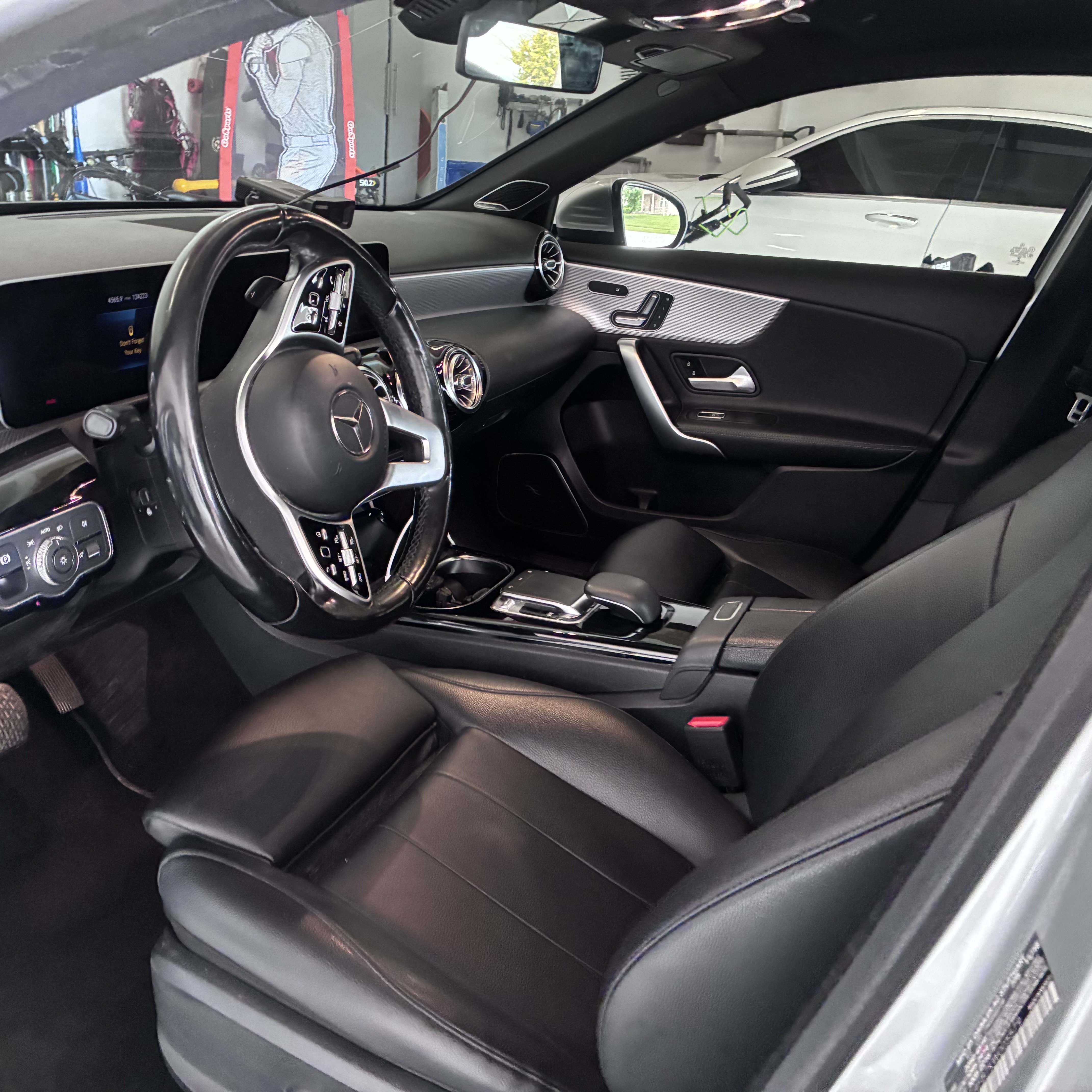 Used 2019 Mercedes-Benz A 220 4MATIC image 9
