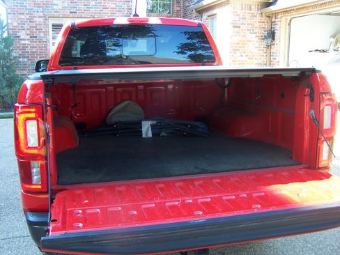 Used 2020 Ford Ranger Lariat w/ Equipment Group 501A Mid image 5