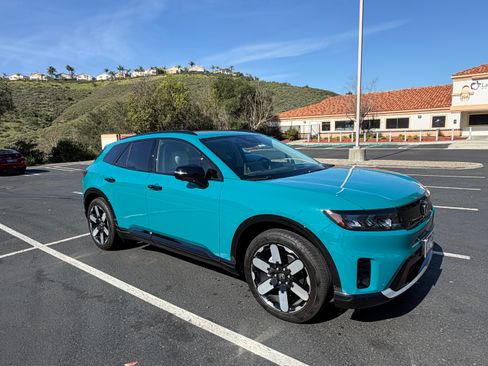 Used 2025 Honda Prologue Elite image 1