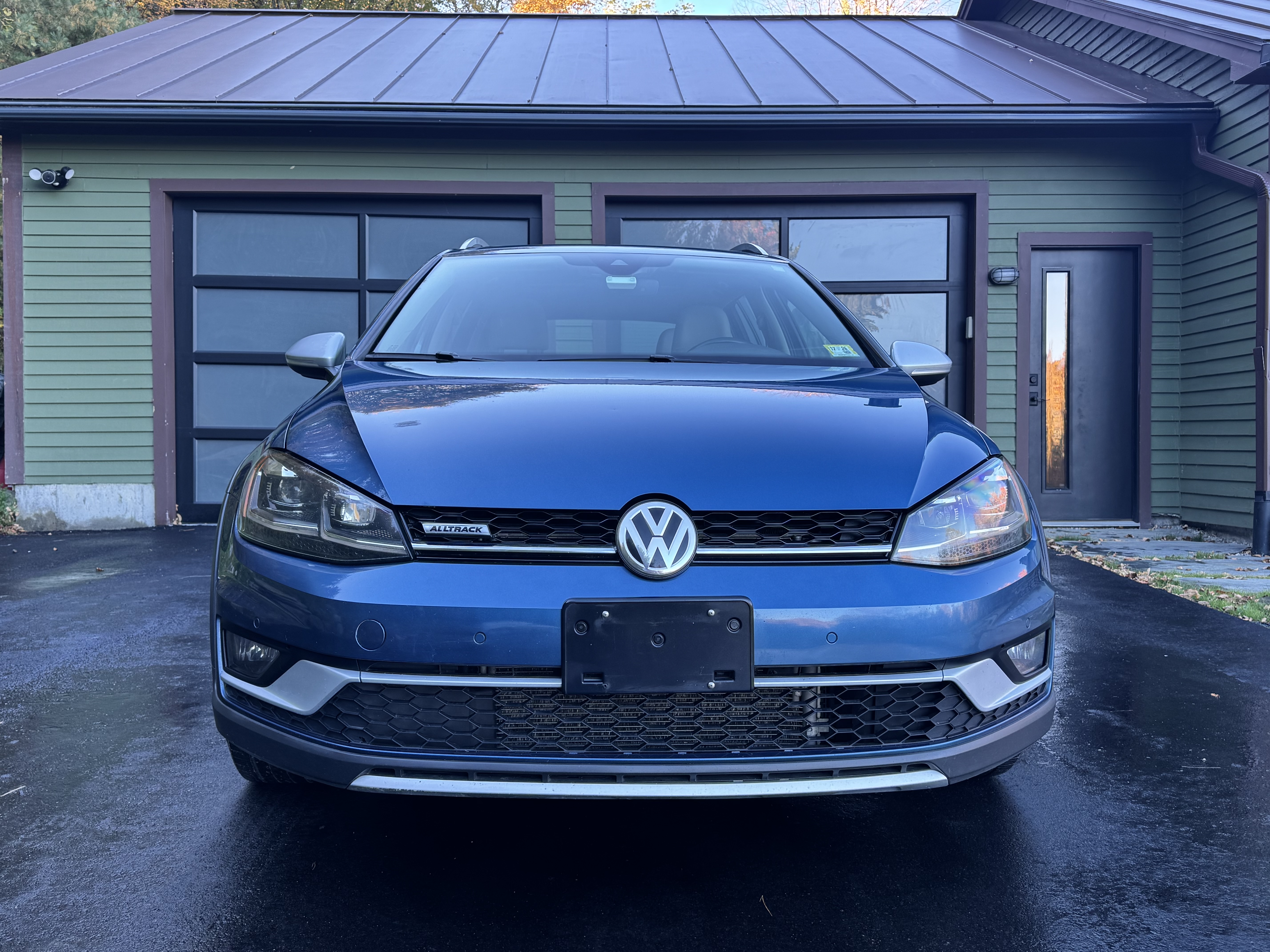 Used 2019 Volkswagen Golf Alltrack SE AWD/4WD image 6