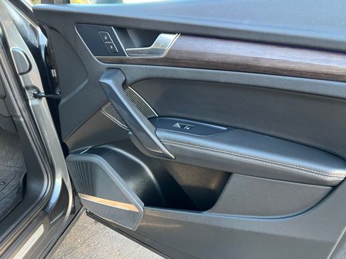 Used 2023 Audi Q5 2.0T Prestige image 28