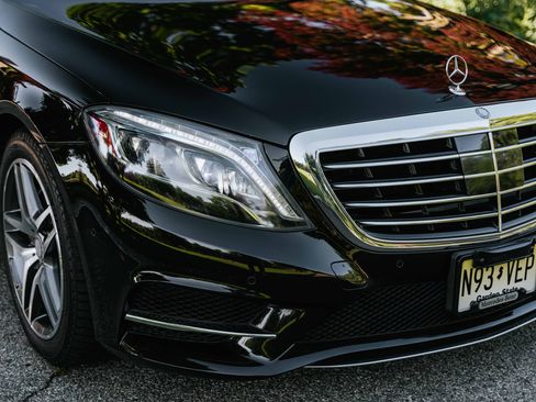 Used 2015 Mercedes-Benz S 550 4MATIC Sedan image 8