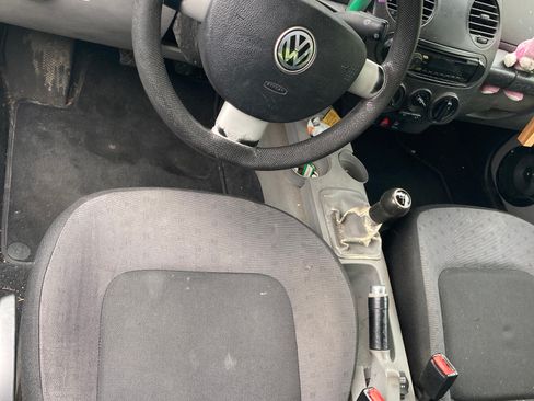 Used 2000 Volkswagen Beetle GLS FWD image 14