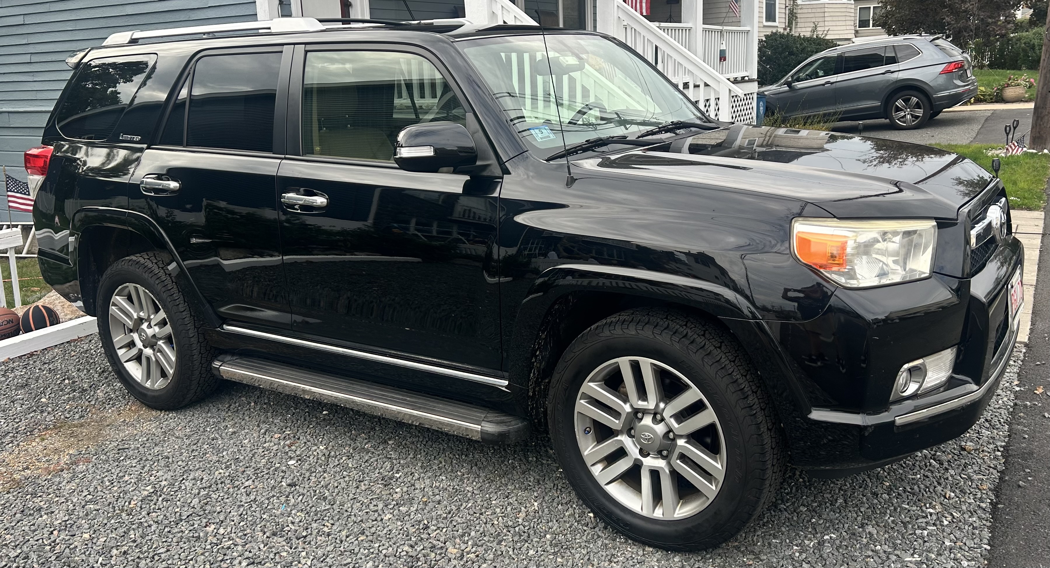 Used 2012 Toyota 4Runner Limited AWD/4WD image 5
