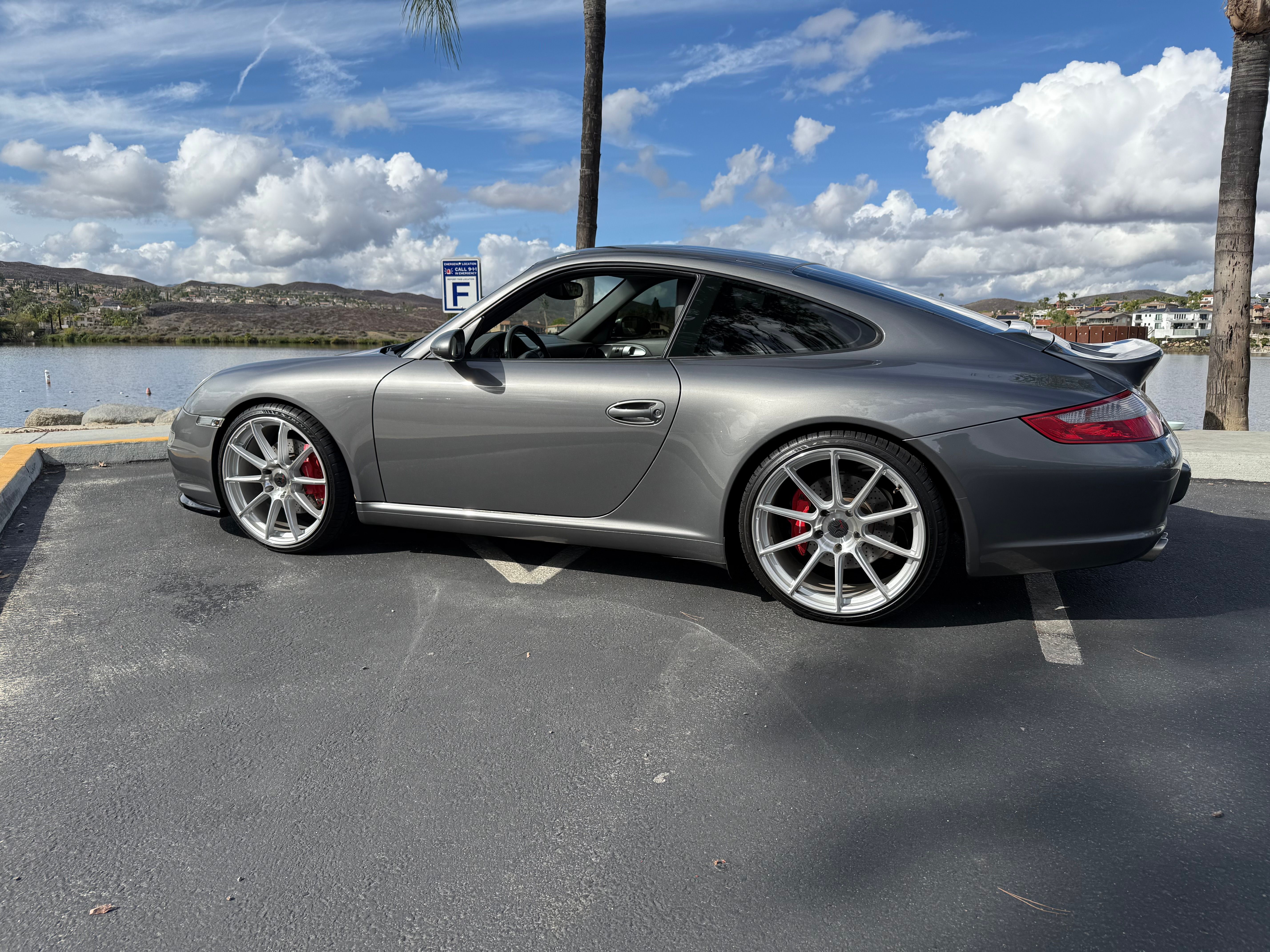 Used 2008 Porsche 911 Carrera S RWD image 2
