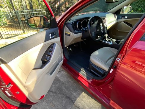 Used 2014 Kia Optima EX image 22