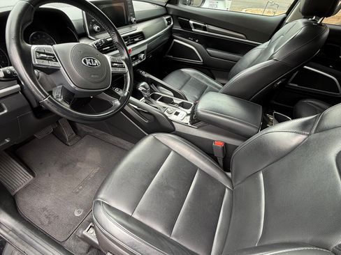 Used 2021 Kia Telluride S FWD image 8