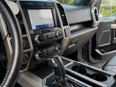 Used 2020 Ford F150 Lariat image 18