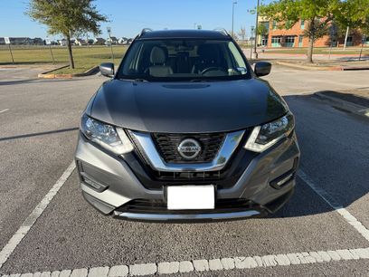 Used 2018 Nissan Rogue SV