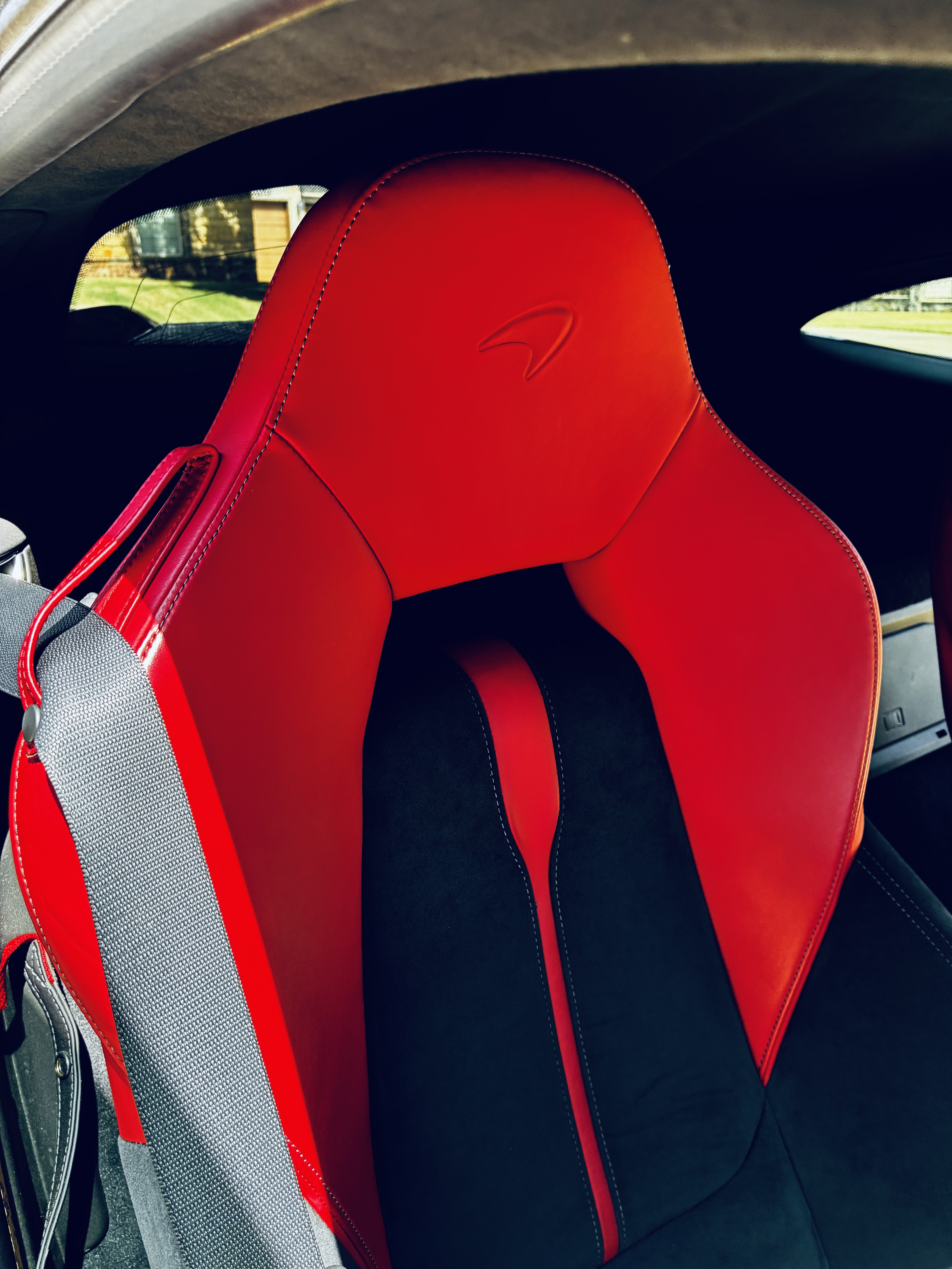 Used 2016 McLaren 570S Coupe RWD image 25