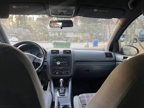 Used 2008 Volkswagen GTI 2.0T 2-Door image 4