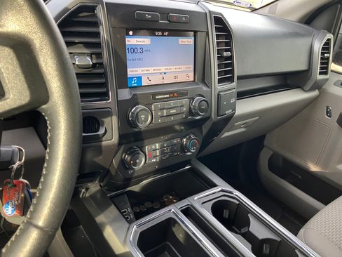 Used 2019 Ford F150 XLT w/ Equipment Group 302A Luxury image 6