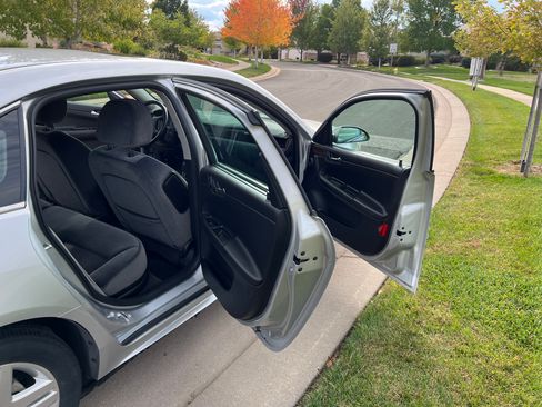 Used 2012 Chevrolet Impala LT w/ LT Sunroof Package FWD image 15