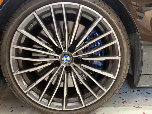 Used 2022 BMW M850i xDrive Convertible AWD/4WD image 32