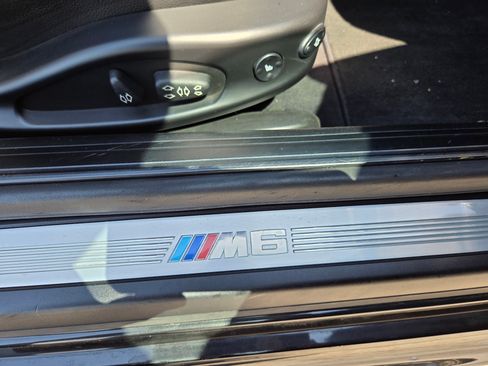 Used 2007 BMW M6 Coupe image 11