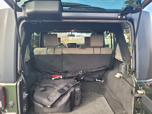 Used 2008 Jeep Wrangler Unlimited X w/ Trailer Tow Group image 15