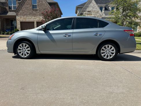 Used 2013 Nissan Sentra SV w/ Premium Pkg FWD image 1