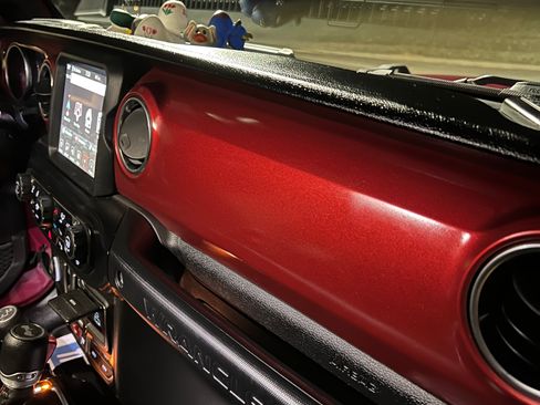 Used 2022 Jeep Wrangler Rubicon w/ LED Lighting Group image 9