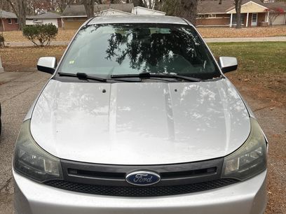 Used 2011 Ford Focus SES