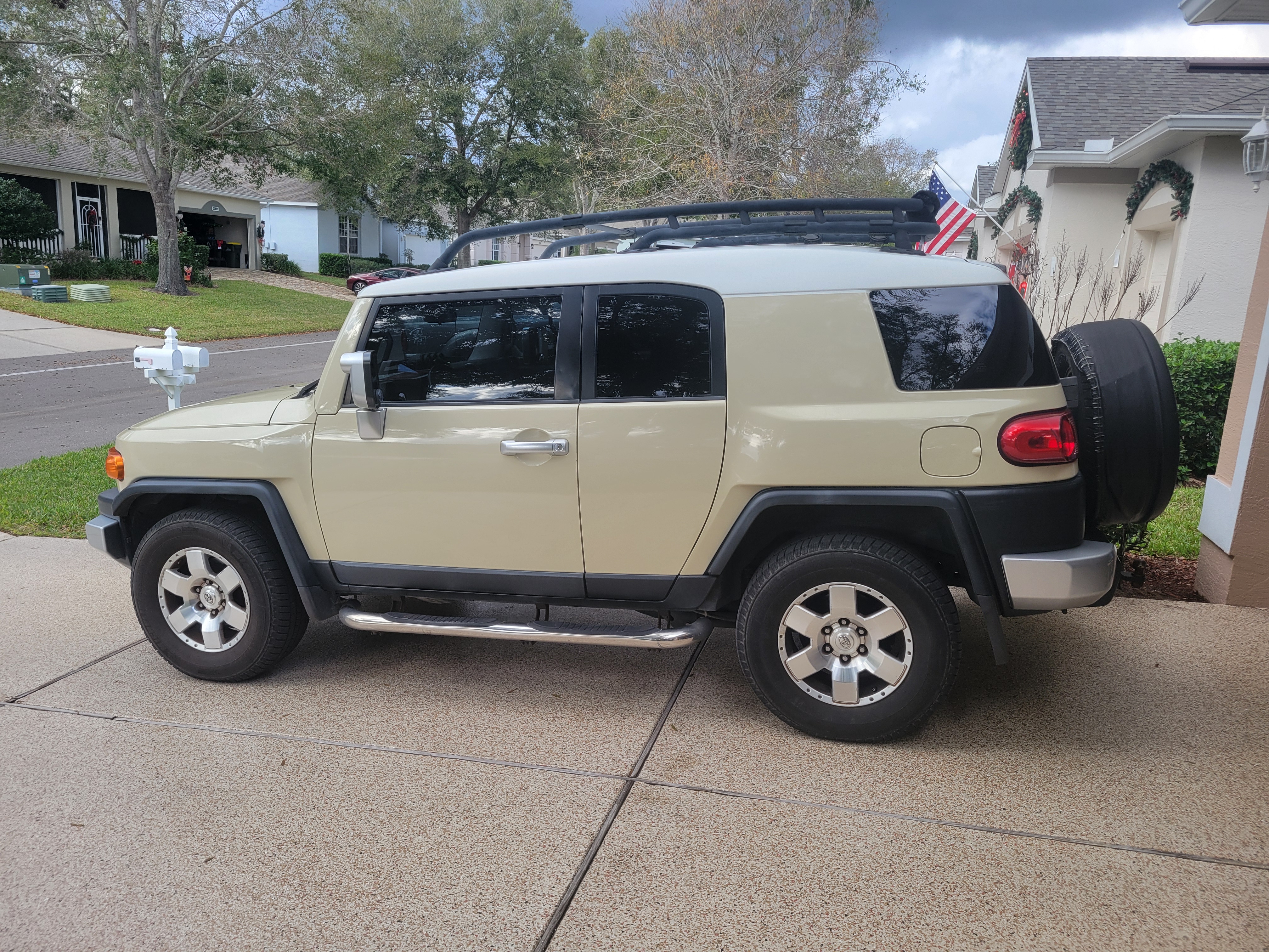 Used 2008 Toyota FJ Cruiser 4WD w/ Upgrade Pkg 2 image 6