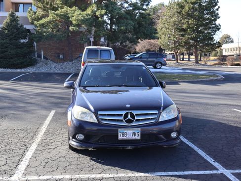 Used 2010 Mercedes-Benz C 300 4MATIC Sedan image 9