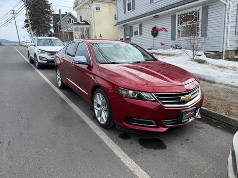 Used 2015 Chevrolet Impala LTZ FWD image 2