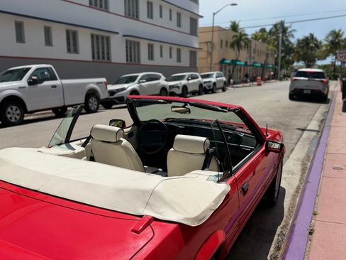 Used 1992 Ford Mustang LX RWD image 4