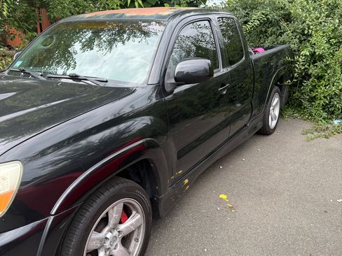 Used 2007 Toyota Tacoma X-Runner RWD image 1