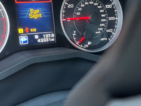 Used 2019 Subaru Ascent Premium image 11