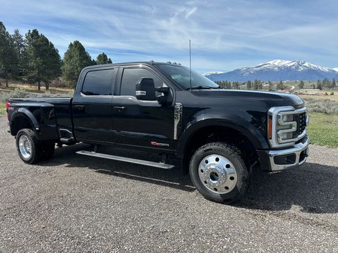 Used 2023 Ford F450 Lariat w/ Lariat Ultimate Package AWD/4WD image 1