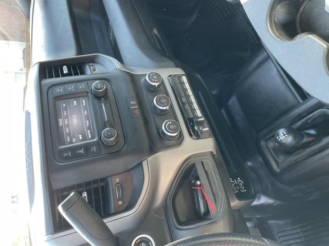 Used 2023 RAM 2500 Tradesman w/ Chrome Appearance Group AWD/4WD image 6