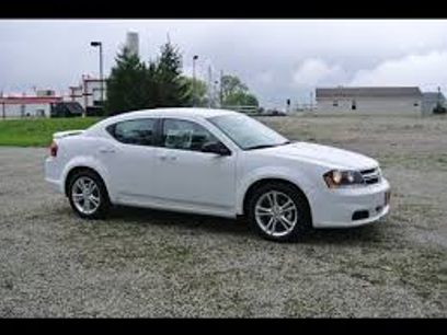 Used 2014 Dodge Avenger SE