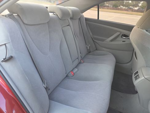 Used 2011 Toyota Camry Hybrid w/ Upgrade Pkg image 20