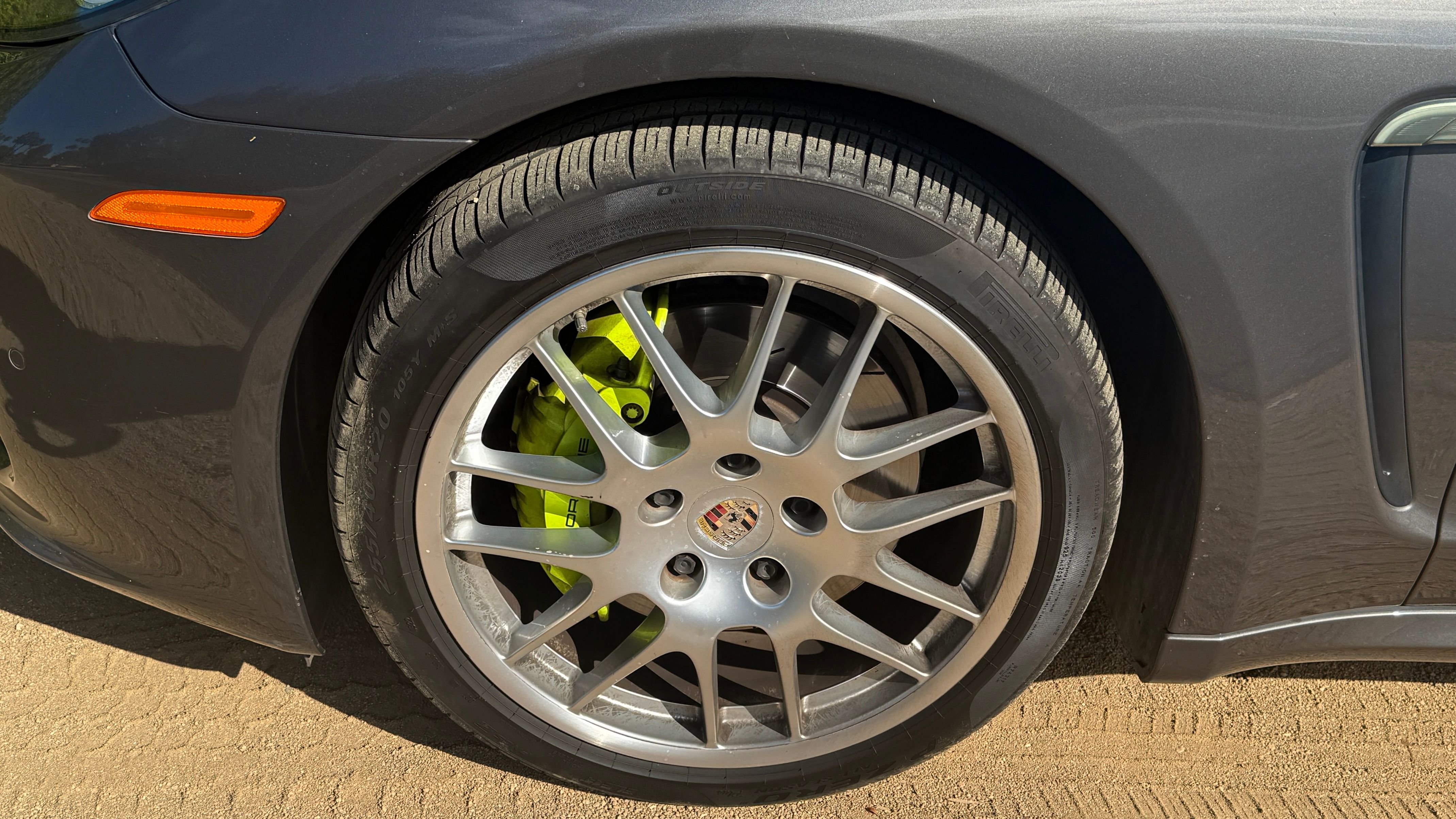 Used 2016 Porsche Panamera S RWD image 8