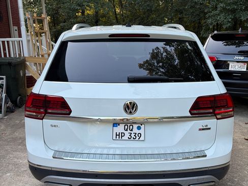 Used 2019 Volkswagen Atlas SEL Premium AWD/4WD image 2