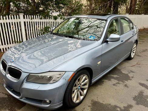 Used 2011 BMW 328i xDrive 328i xDrive Sedan 4D image 5