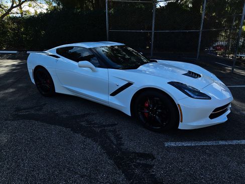 Used 2018 Chevrolet Corvette Stingray Coupe w/ Battery Protection Package image 20