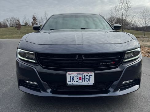 Used 2017 Dodge Charger SXT w/ AWD Plus Group image 1