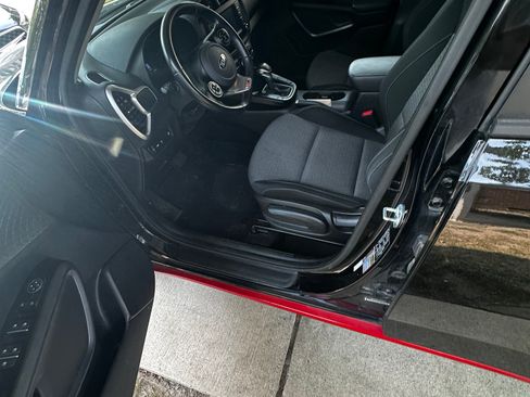 Used 2020 Kia Soul GT-Line FWD image 6