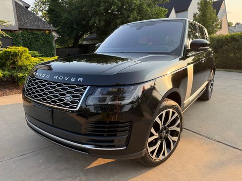 Used 2020 Land Rover Range Rover HSE AWD/4WD image 4