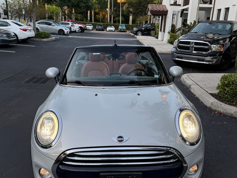 Used 2017 MINI Cooper Convertible FWD image 4