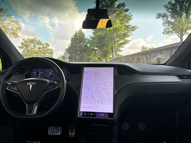 Used 2020 Tesla Model X Performance AWD/4WD image 2
