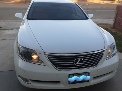 Used 2007 Lexus LS 460 RWD image 24