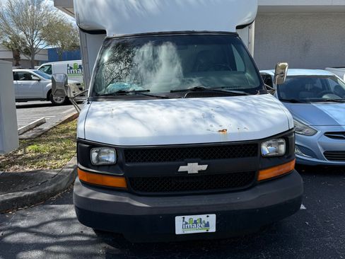 Used 2003 Chevrolet Express 3500 image 5