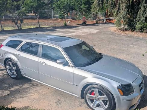 Used 2006 Dodge Magnum SRT8 w/ SRT Option Group III image 1