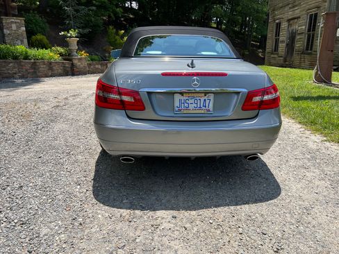 Used 2012 Mercedes-Benz E 350 Cabriolet image 4