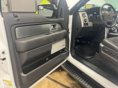 Used 2014 Ford F150 FX4 w/ Equipment Group 402A Luxury image 23