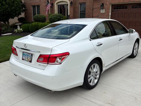 Used 2011 Lexus ES 350 FWD image 4