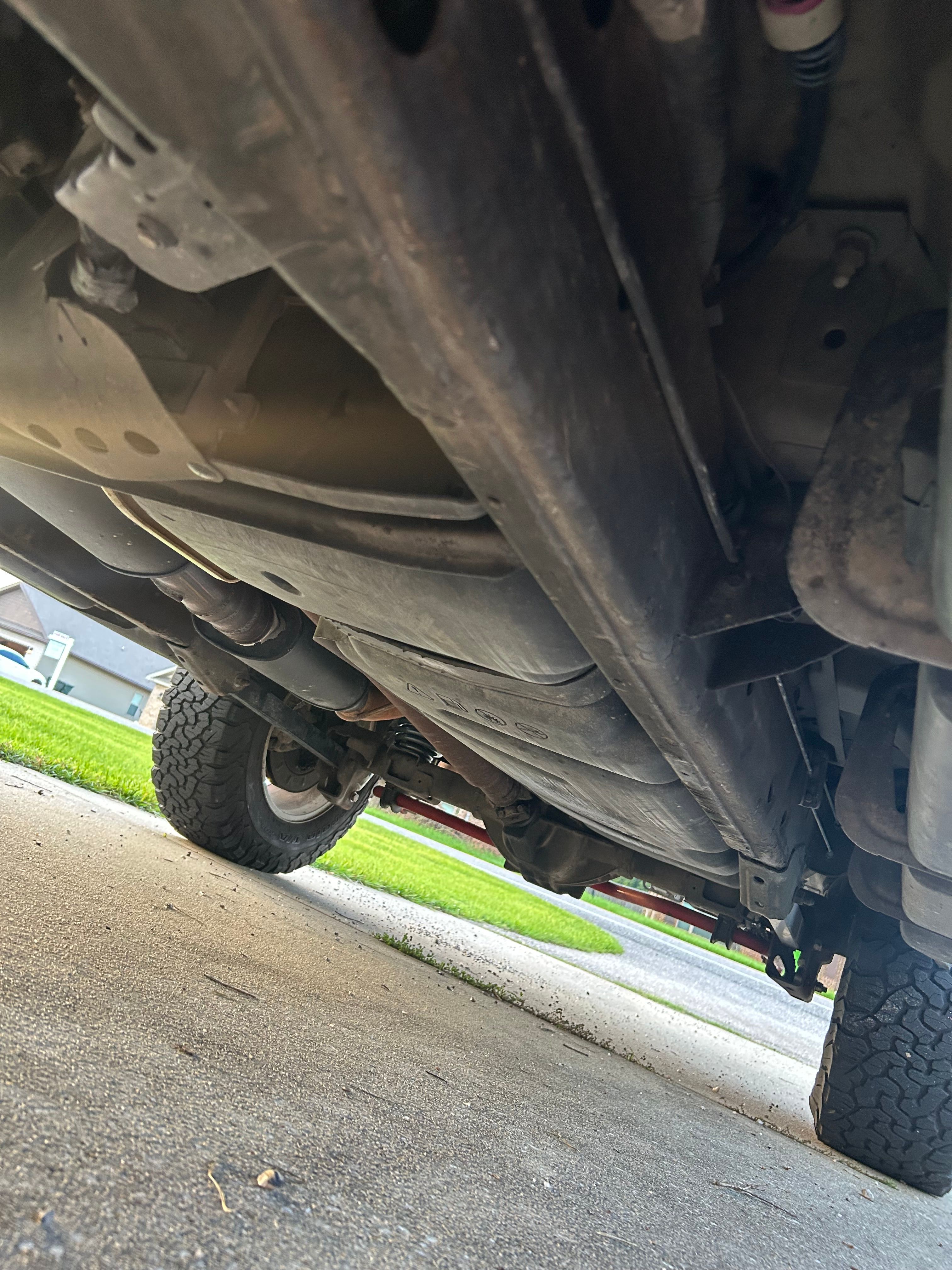 Used 2009 Chevrolet Avalanche LS AWD/4WD image 14